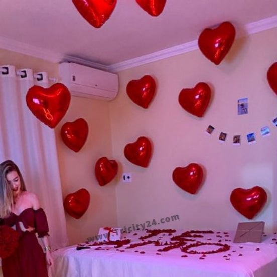 Red Heart Romantic Room Decoration (P77).