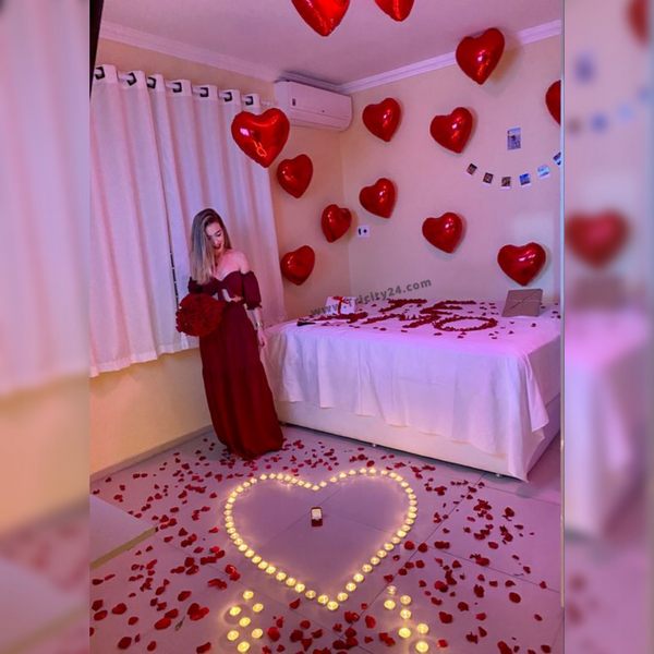 Red Heart Romantic Room Decoration (P77).