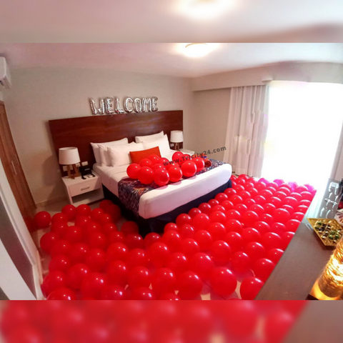 Welcome Decoration (P84).