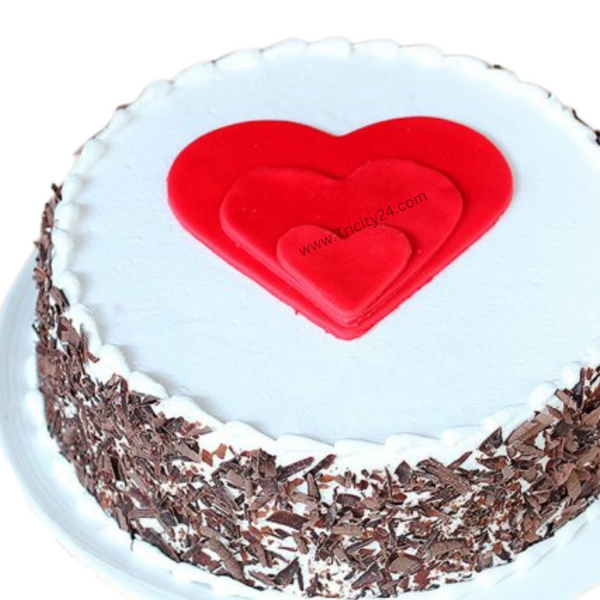 (M146) German Black Forest Heart Cake (Half Kg).