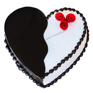 (M150) Heart Rose Choco Vanilla Cake (Half Kg).