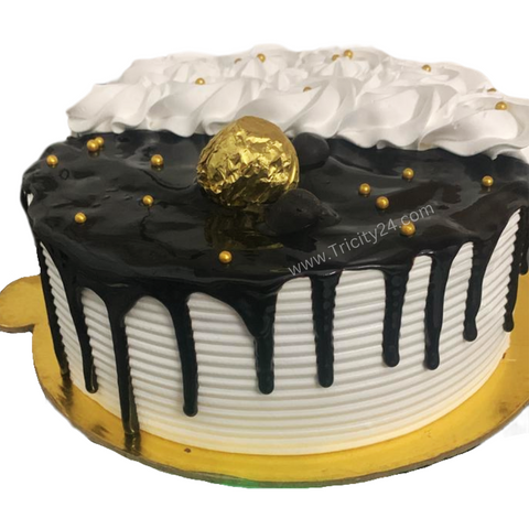 (M300) Vanilla and Chocolate Cake (Half Kg).
