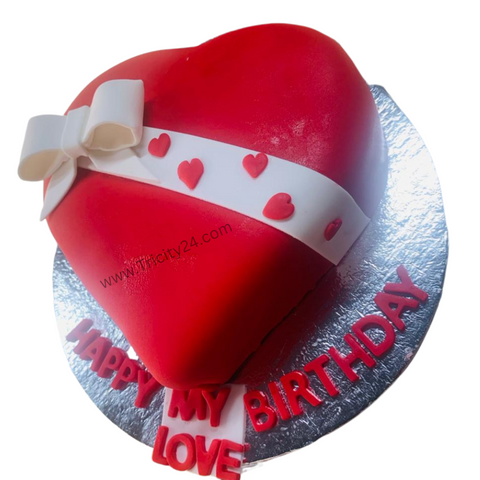 (M360) Heart Designer Cake (1 Kg).