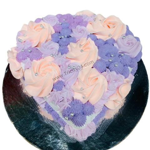 (M424) Flower Heart Buttercream Cake (Half Kg).