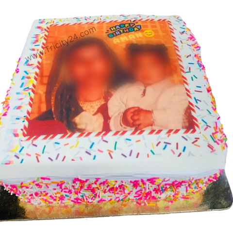 (M495) Photo Birthday Cake (Half Kg).