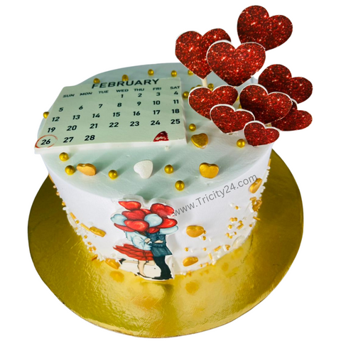 (M498) Red Heart Birthday Cake (Half Kg).