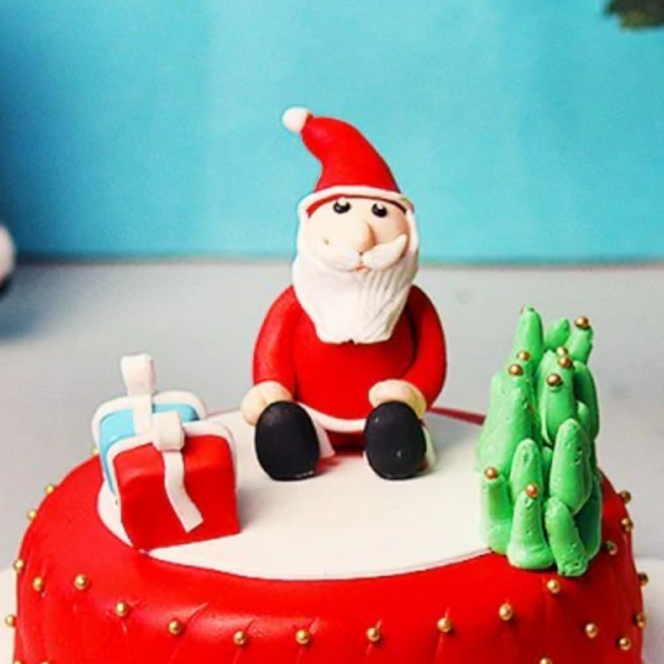 (M77) Classic Santa Claus Cake (1 Kg).