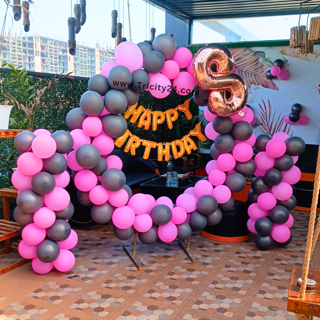 8th Birthday Balloon Decoration (P465).