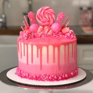(M39) Pink Drip Strawberries Cake (Half Kg).