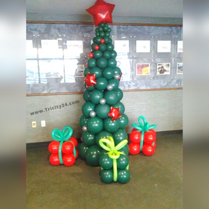 Christmas Balloon Tree Decoration (P272).